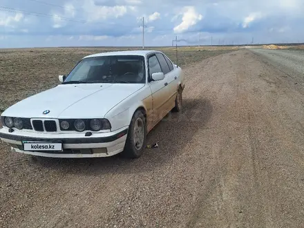 BMW 525 1991 года за 2 100 000 тг. в Туркестан – фото 2