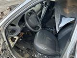 Hyundai Santa Fe 2002 года за 888 888 тг. в Атырау – фото 5