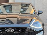 Hyundai Sonata 2021 года за 12 500 000 тг. в Шымкент – фото 3