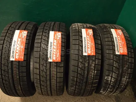 Зимние новые шины Bridgestone/Blizzak VRX за 150 000 тг. в Алматы