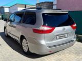 Toyota Sienna 2015 года за 12 200 000 тг. в Атырау – фото 3