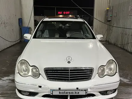 Mercedes-Benz C 230 2006 года за 4 000 000 тг. в Алматы – фото 2