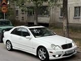 Mercedes-Benz C 230 2006 годаүшін4 000 000 тг. в Алматы