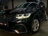 Volkswagen Tiguan 2022 года за 16 500 000 тг. в Караганда – фото 2