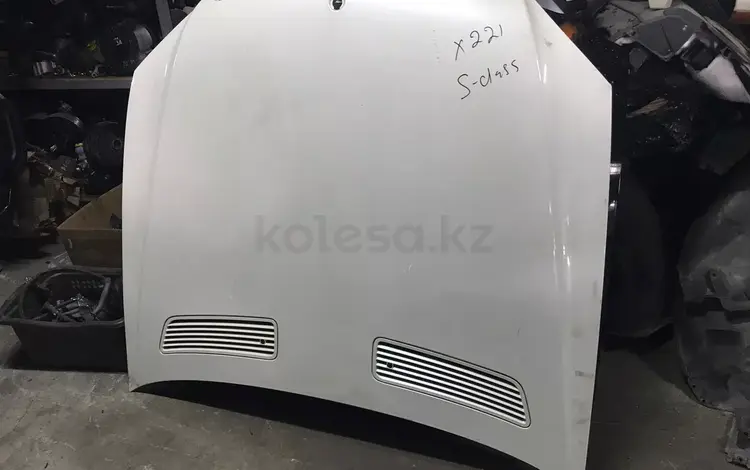 Капот мерседес за 3 000 тг. в Алматы