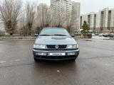 Volkswagen Passat 1994 года за 1 700 000 тг. в Астана – фото 3