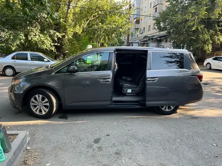 Honda Odyssey 2015 года за 10 400 000 тг. в Тараз – фото 2