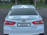 Toyota Camry 2018 года за 14 000 000 тг. в Туркестан – фото 5