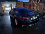 Lexus ES 250 2020 годаүшін21 200 000 тг. в Астана – фото 3