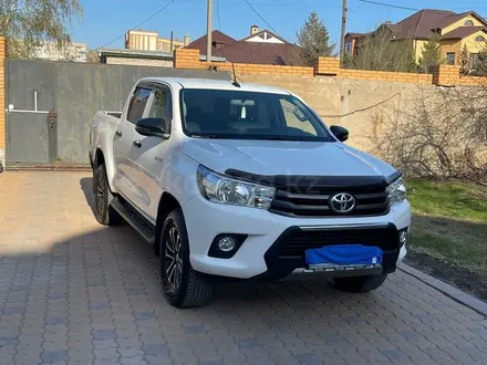 Toyota Hilux 2019 года за 17 300 000 тг. в Павлодар – фото 2