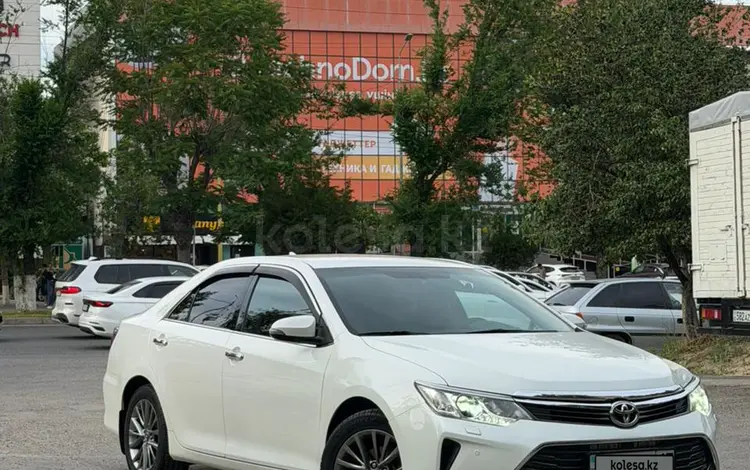 Toyota Camry 2015 годаүшін12 600 000 тг. в Шымкент