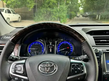 Toyota Camry 2015 года за 12 600 000 тг. в Шымкент – фото 20