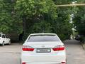 Toyota Camry 2015 годаүшін12 600 000 тг. в Шымкент – фото 2