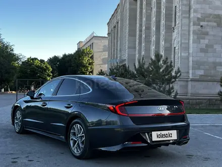 Hyundai Sonata 2022 года за 9 500 000 тг. в Туркестан – фото 17