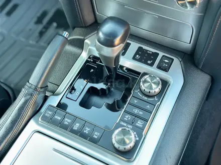 Toyota Land Cruiser 2019 года за 41 000 000 тг. в Караганда – фото 12
