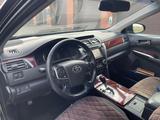 Toyota Camry 2013 годаүшін9 300 000 тг. в Усть-Каменогорск – фото 5