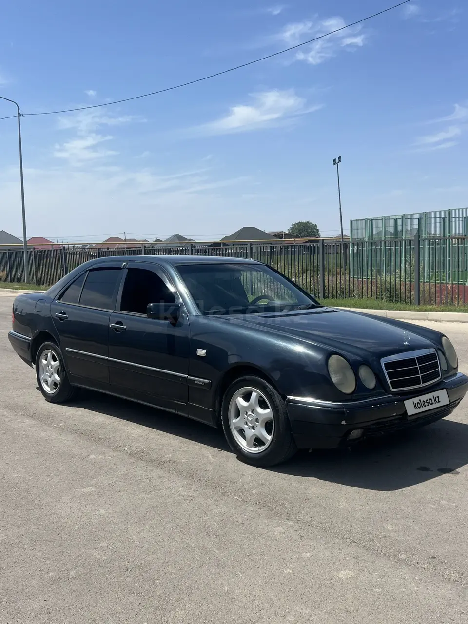 Mercedes-Benz E-Class, 1997