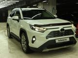Toyota RAV4 2022 года за 17 000 000 тг. в Шымкент