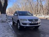 Volkswagen Touareg 2008 годаүшін5 200 000 тг. в Караганда