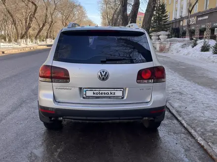 Volkswagen Touareg 2008 года за 5 200 000 тг. в Караганда – фото 4