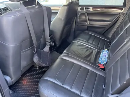 Volkswagen Touareg 2008 года за 5 200 000 тг. в Караганда – фото 6