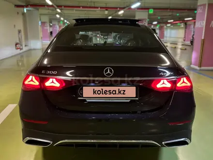 Mercedes-Benz E 300 2023 годаүшін51 000 000 тг. в Алматы – фото 4