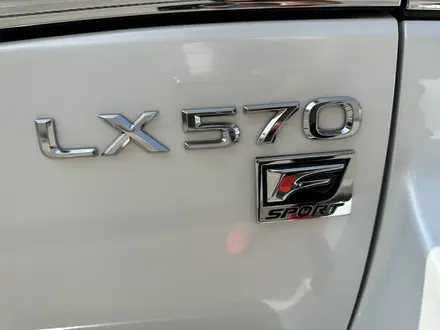 Lexus LX 570 2014 года за 38 500 000 тг. в Актау – фото 24