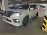 Lexus LX 570 2014 года за 38 500 000 тг. в Актау