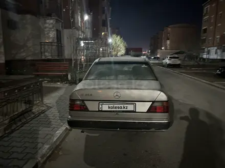 Mercedes-Benz E 230 1992 года за 1 100 000 тг. в Кызылорда – фото 5