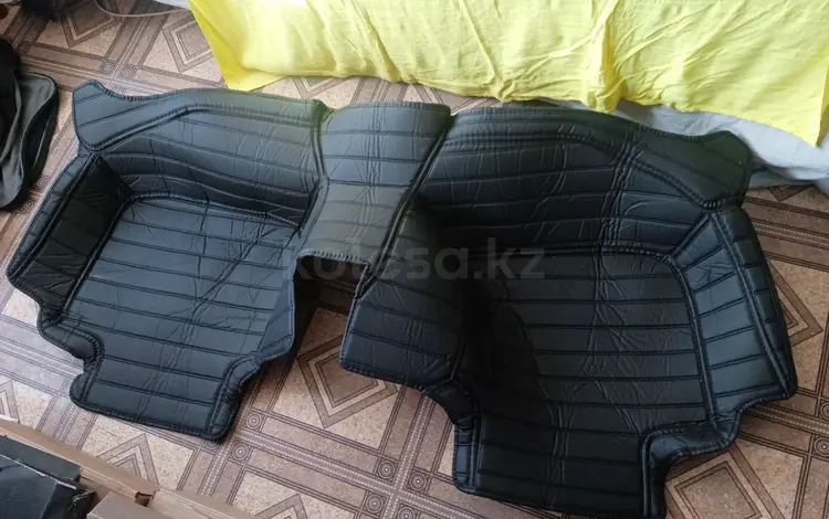 Полики передние 2 штуки за 5 000 тг. в Атырау