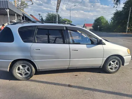 Toyota Ipsum 1997 года за 3 300 000 тг. в Алматы – фото 4