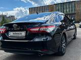 Toyota Camry 2021 годаfor17 000 000 тг. в Астана – фото 5