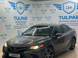 Toyota Camry 2018 года за 14 900 000 тг. в Алматы