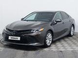 Toyota Camry 2020 года за 11 890 000 тг. в Астана