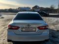 Toyota Camry 2018 года за 11 800 000 тг. в Караганда – фото 8