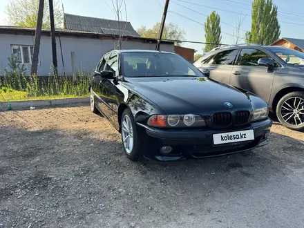 BMW 528 1997 года за 2 600 000 тг. в Алматы – фото 2