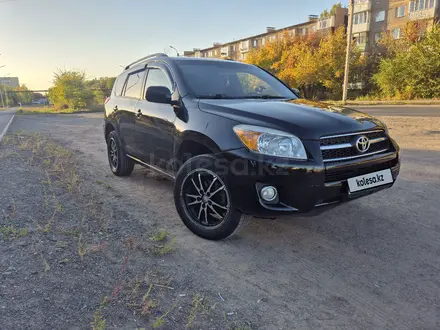 Toyota RAV4 2010 года за 7 950 000 тг. в Караганда – фото 2