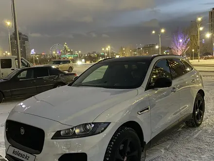 Jaguar F-Pace 2016 года за 22 500 000 тг. в Астана – фото 4