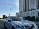 Mercedes-Benz E 200 2011 года за 9 000 000 тг. в Уральск – фото 3