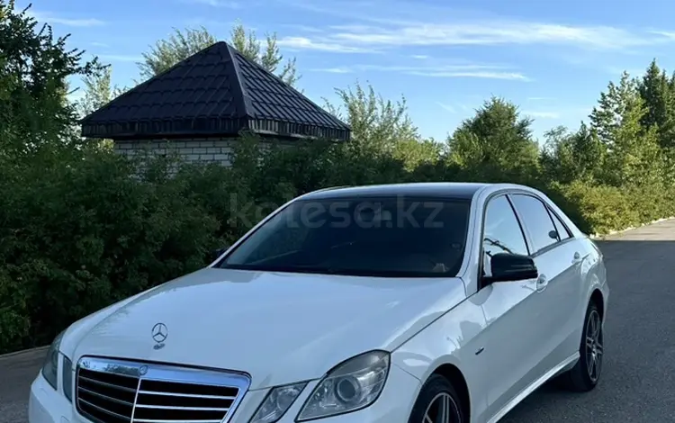 Mercedes-Benz E 200 2011 года за 8 500 000 тг. в Уральск