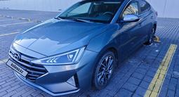 Hyundai Elantra 2019 годаүшін7 490 000 тг. в Астана – фото 2