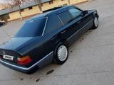 Mercedes-Benz E 230 1991 годаүшін1 900 000 тг. в Шымкент – фото 3