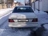 Mercedes-Benz E 230 1991 года за 1 350 000 тг. в Шымкент – фото 3