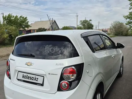 Chevrolet Aveo 2014 года за 3 700 000 тг. в Кокшетау – фото 4