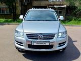 Volkswagen Touareg 2007 годаүшін14 000 000 тг. в Алматы