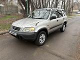 Honda CR-V 1997 года за 3 000 000 тг. в Алматы – фото 2