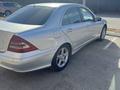 Mercedes-Benz C 280 2005 годаүшін3 100 000 тг. в Актобе – фото 4