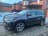 Toyota Highlander 2019 года за 15 500 000 тг. в Уральск – фото 5
