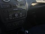 Ford Fiesta 2006 года за 1 800 000 тг. в Костанай – фото 5