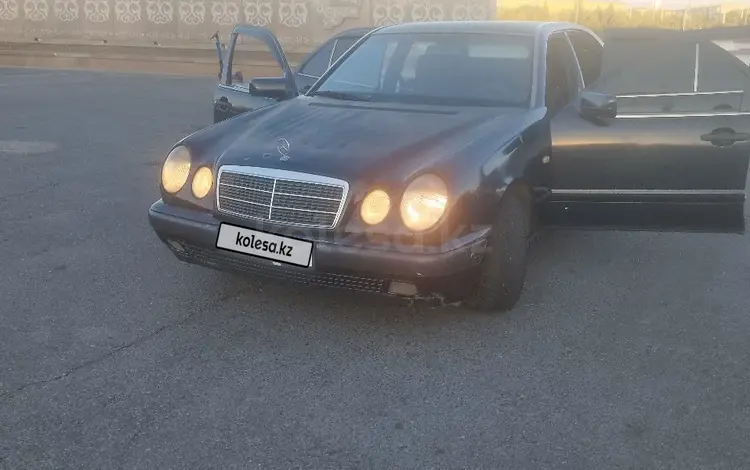 Mercedes-Benz E 200 1996 года за 1 800 000 тг. в Талдыкорган